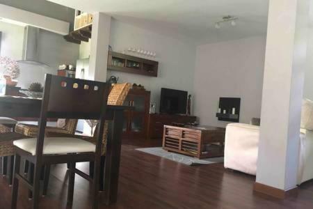 Candamin Acogedora Casa En Asturiasヴィラ エクステリア 写真